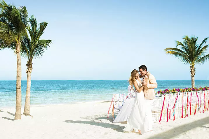 boda en hotel excellence playa mujeres