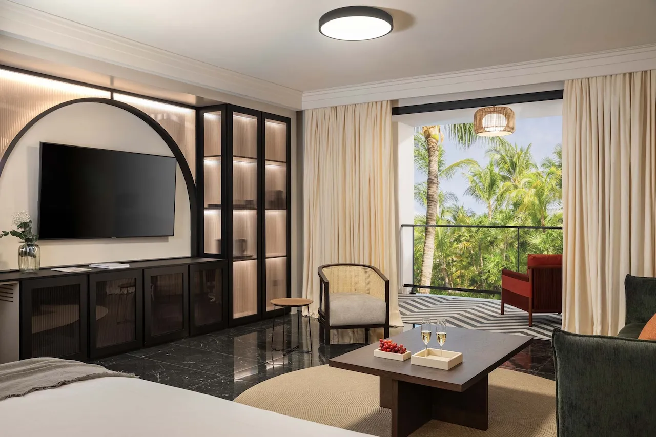 excellence coral playa mujeres suites