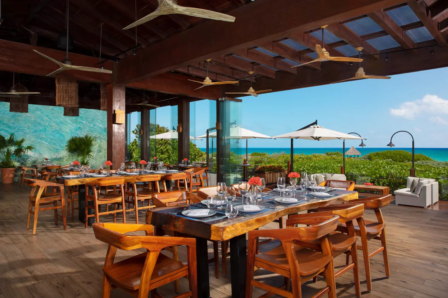 restaurants secrets resort playa mujeres