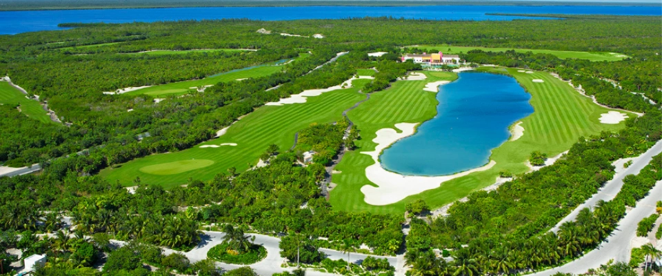 Campo de Golf de Playa Mujeres, excelencia de clase mundial