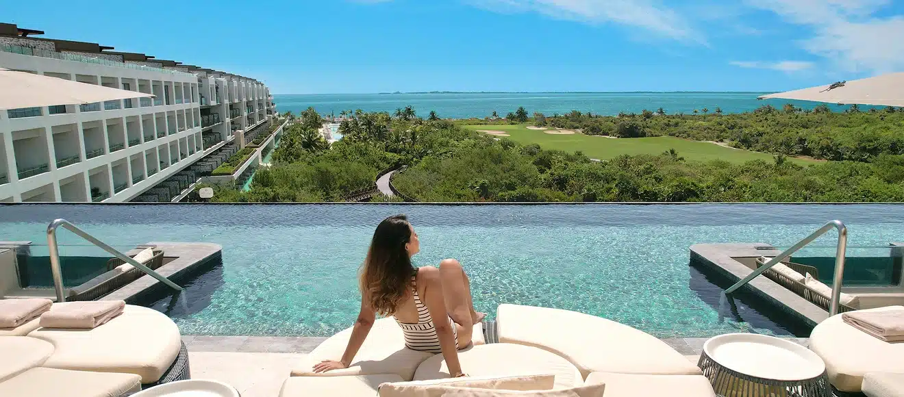 Dónde se encuentra Playa Mujeres: una ubicación privilegiada cerca de Cancún