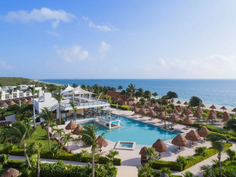LUJO FAMILIAR EN FINEST PLAYA MUJERES CERCA DE CANCÚN